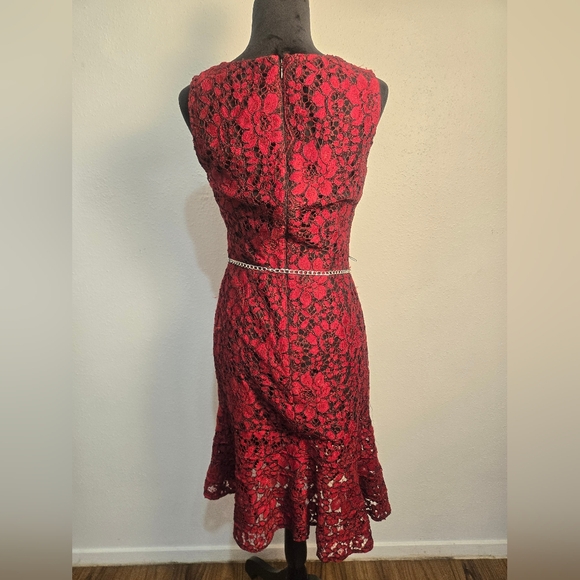 Karl Lagerfeld Crimson Floral Lace Midi Dress with Chain Tassel Belt Size 6 - Picture 4 of 5